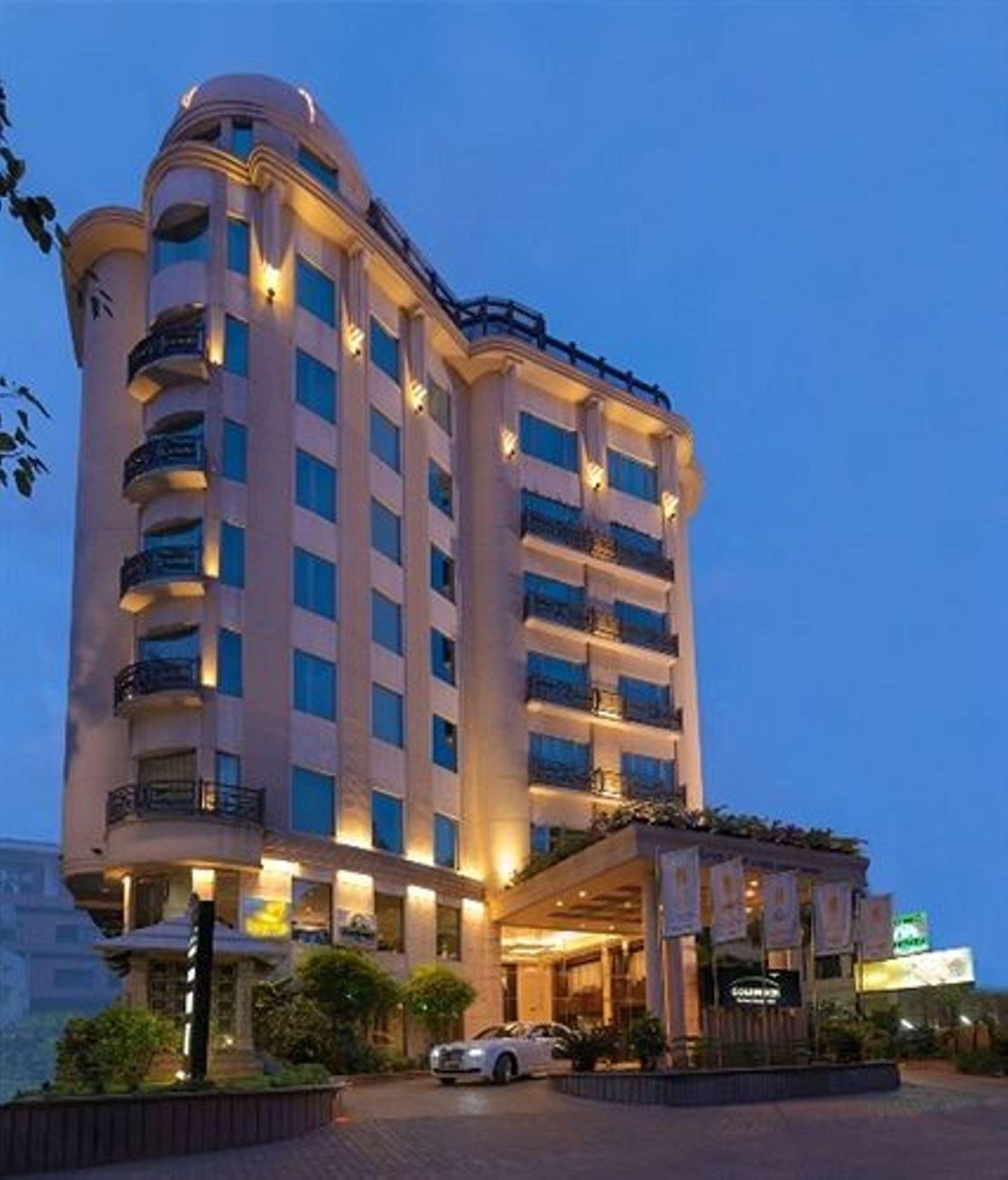 Goldfinch Hotel Bangalore Exterior photo